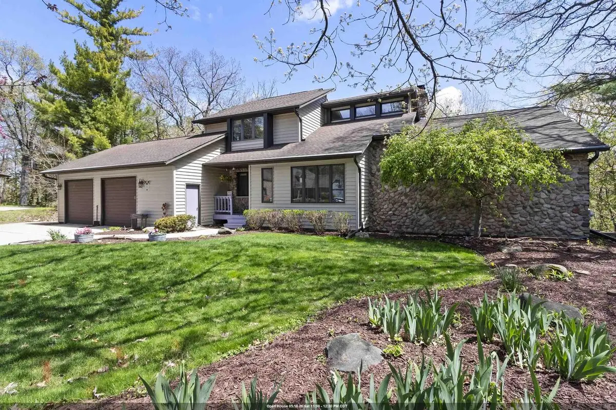 125 TRADERS POINT LANE, Green Bay, WI 54302 - #1