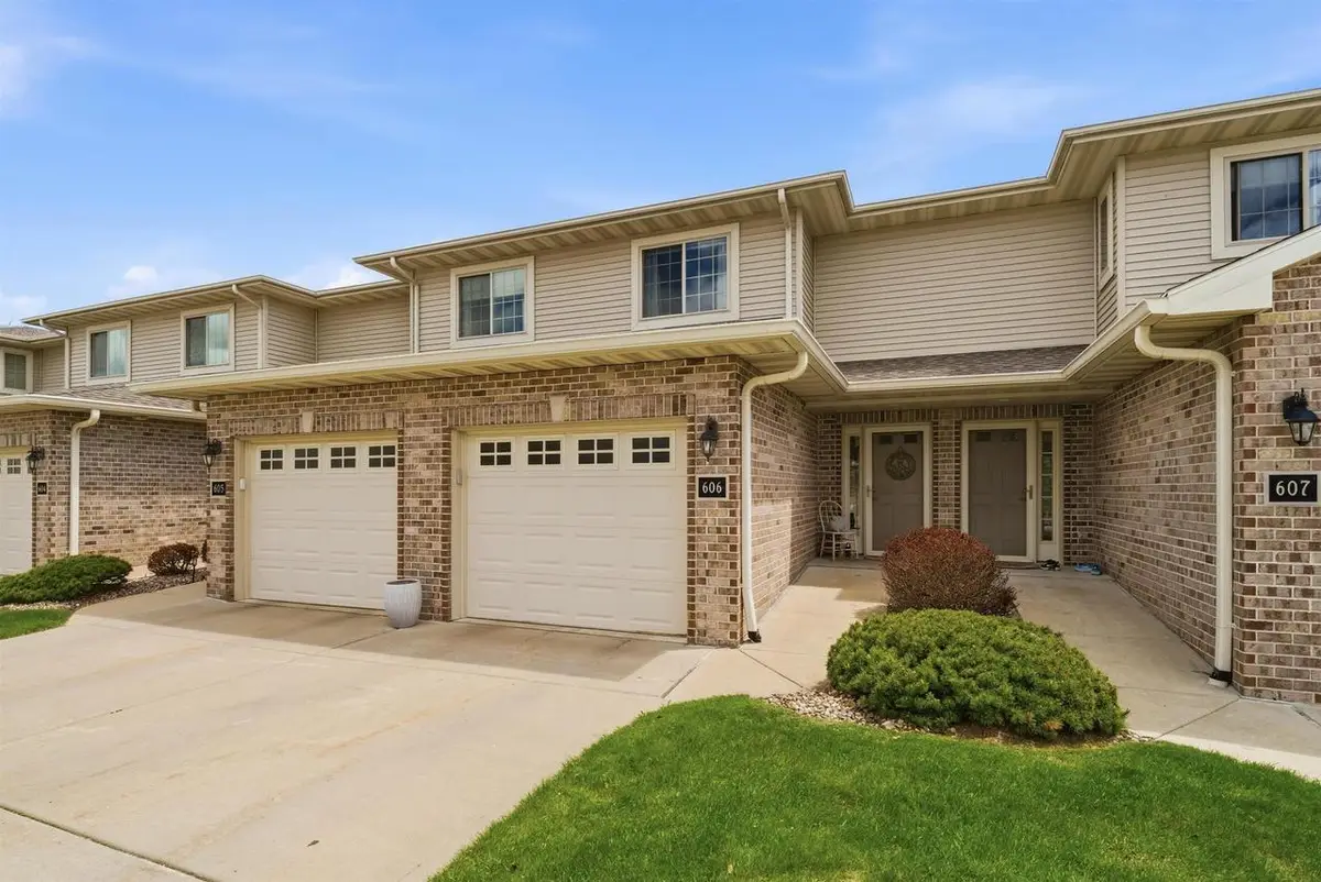 1300 ALPINE DRIVE  #606, Green Bay, WI 54311 - #1
