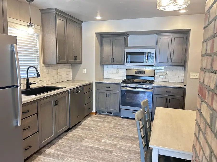 1740 13TH AVENUE, Green Bay, WI 54304 - #3