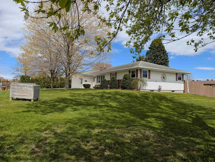 219 ELM STREET, Whitelaw, WI 54247 - #3