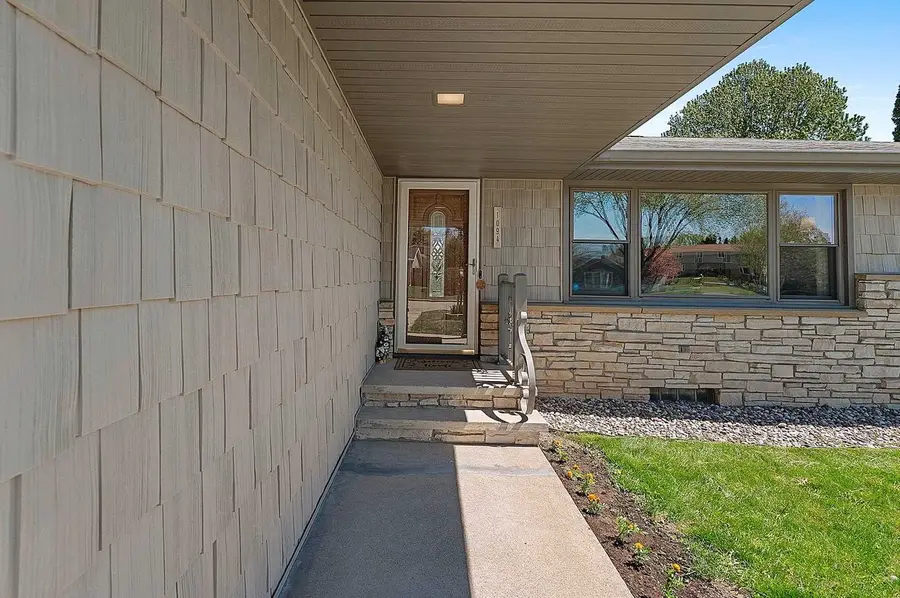 1094 MELROSE STREET, Neenah, WI 54956 - #3