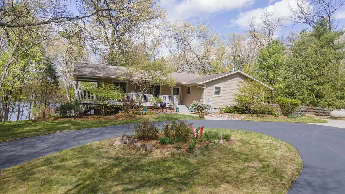 W9888 BUTTERCUP COURT, Deerfield, WI 54981 - #1