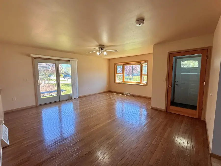 1530 FALCON WAY, Sheboygan Falls, WI 53085 - #2