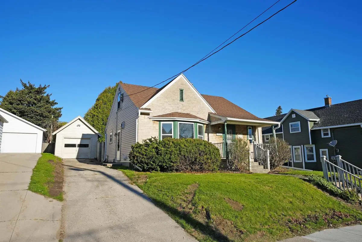 1214 S 18TH STREET, Manitowoc, WI 54220 - #1