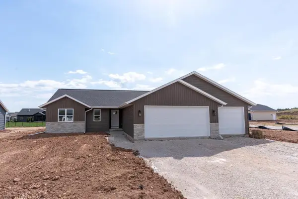 N9222 ANTON STREET, Appleton, WI 54915