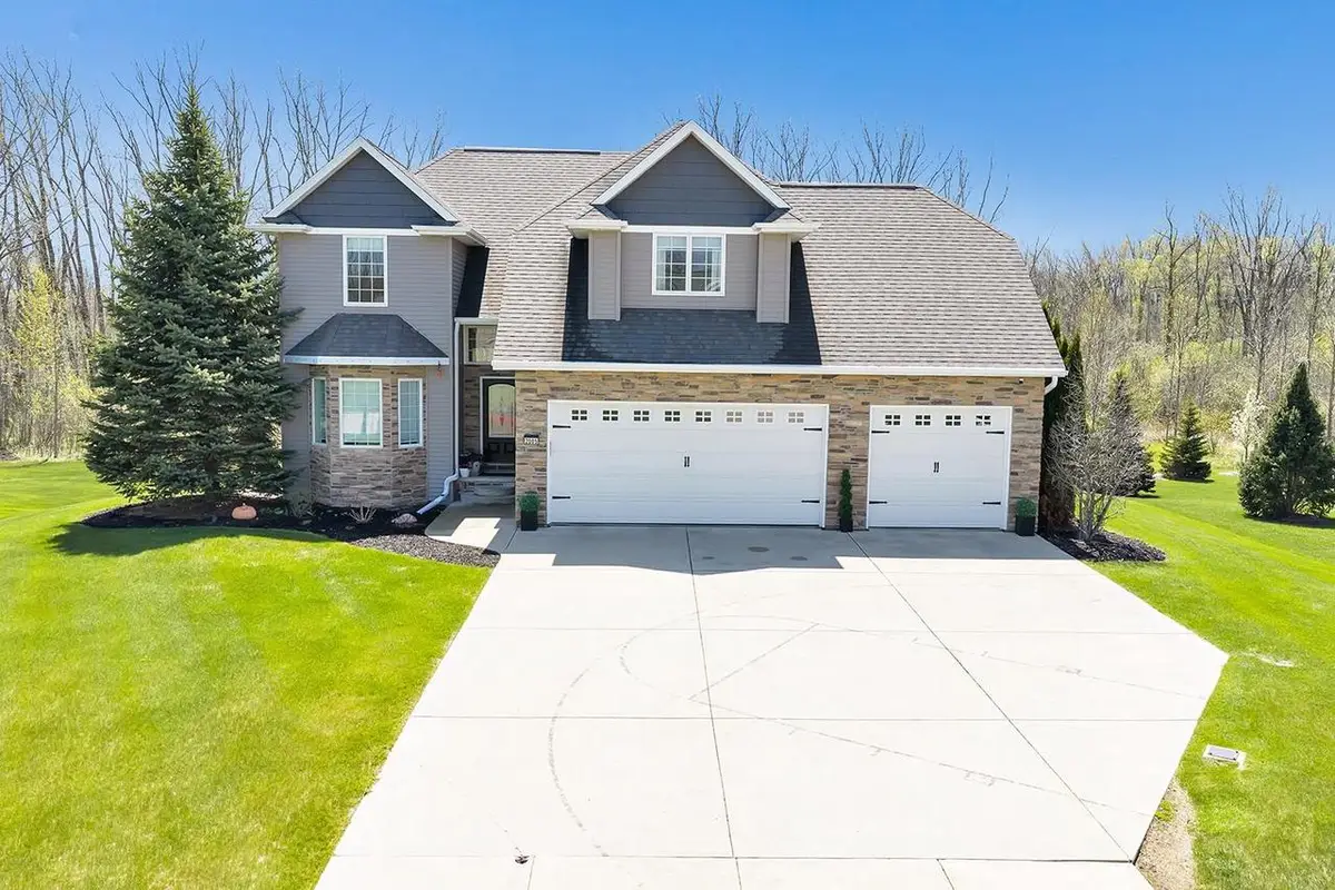 2005 FESCUE WAY, Suamico, WI 54313 - #1