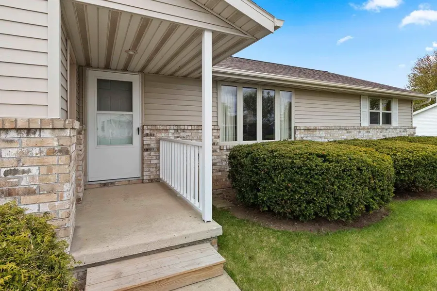 2152 SKYVIEW STREET, Green Bay, WI 54311 - #3