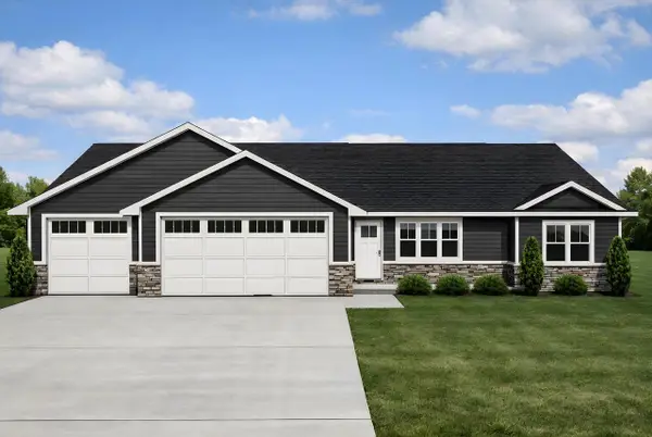 3735 HAROLDS WAY, Suamico, WI 54173