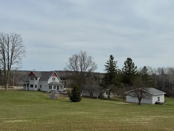 2695 MILLER ROAD, Florence, WI 54121
