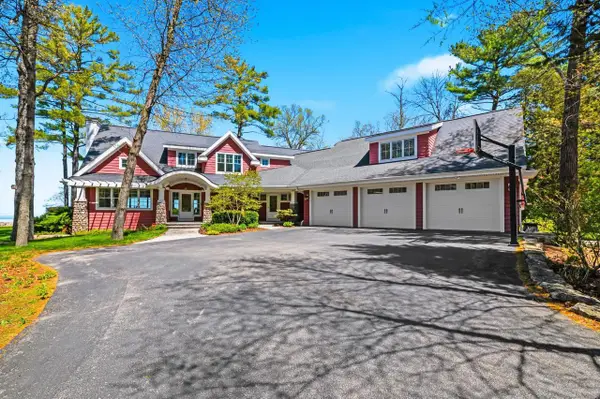 4535 POINT COMFORT LANE, Green Bay, WI 54311