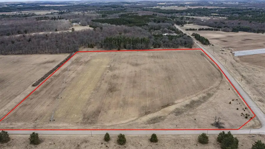 HARTMAN CREEK ROAD, Waupaca, WI 54981 - #2