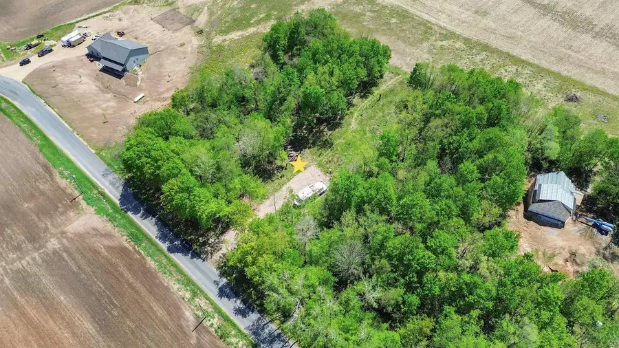 239 GERBIG ROAD, Marion, WI 54950 - #2
