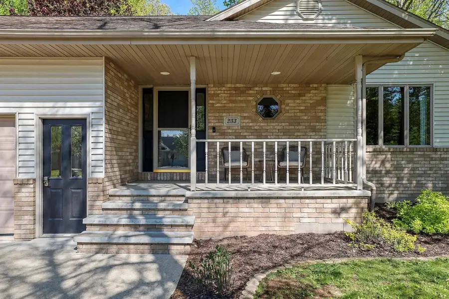 233 BURNING TREE COURT, Wrightstown, WI 54180 - #2