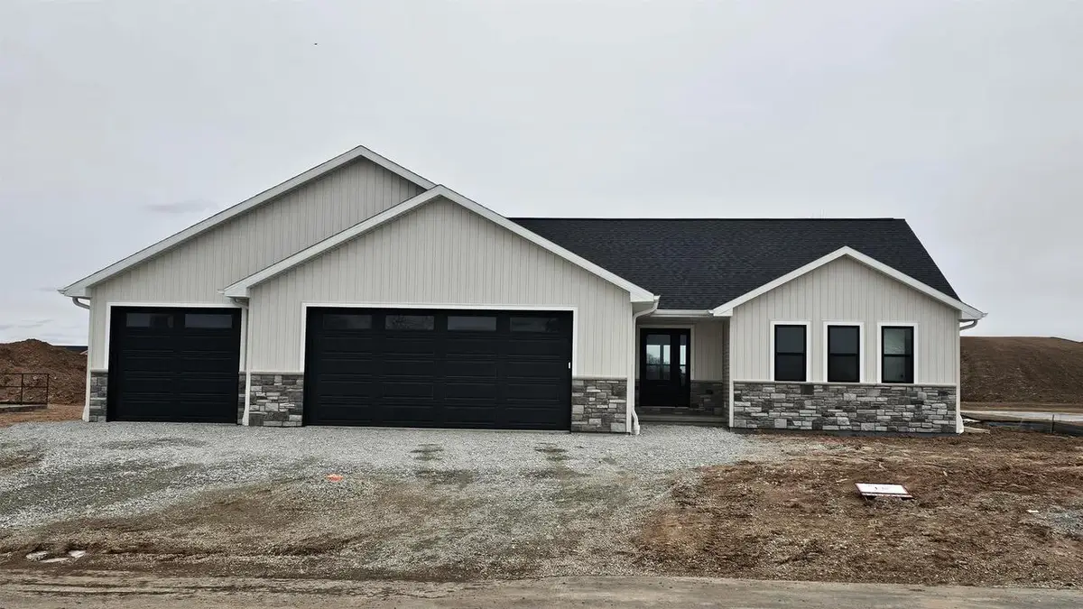 N9285 HOMESTEAD LANE, Appleton, WI 54915 - #1