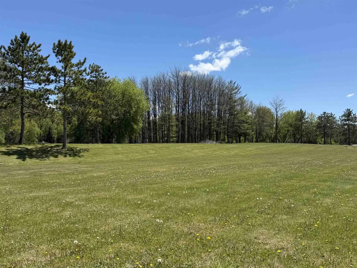OVERLAND TRAIL, Fond Du Lac, WI 54937 - #1