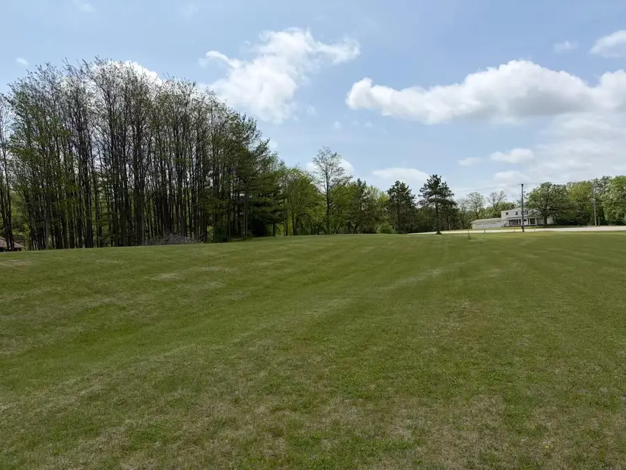 OVERLAND TRAIL, Fond Du Lac, WI 54937 - #2