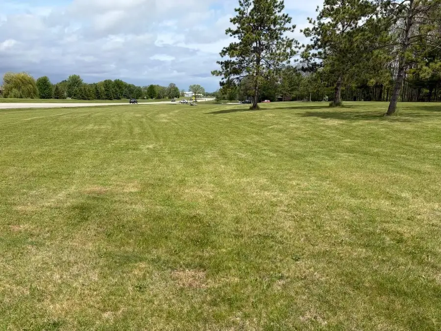 OVERLAND TRAIL, Fond Du Lac, WI 54937 - #3