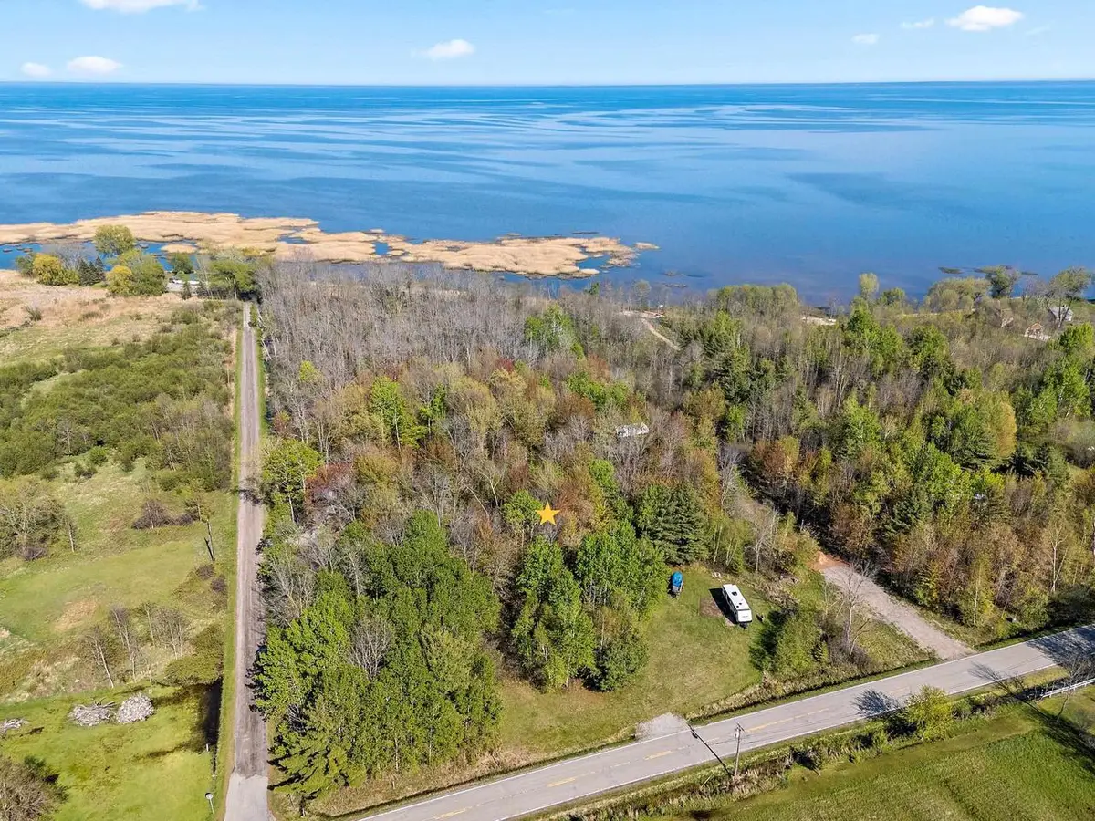 5386 COUNTY ROAD N, Oconto, WI 54153 - #1