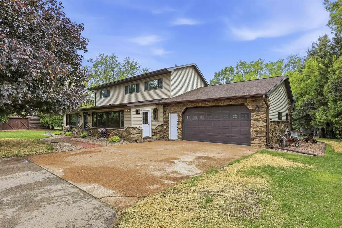 N321 STONEY BROOK ROAD, Appleton, WI 54915 - #1