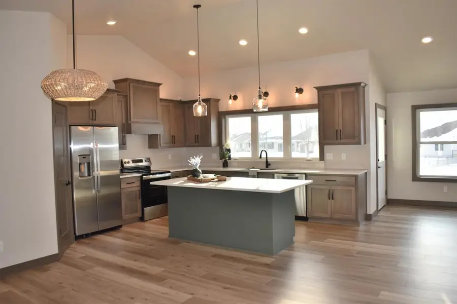 3208 ECLIPSE DRIVE, Green Bay, WI 54311 - #3