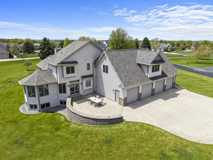 W7415 RIDGETOP DRIVE, Neenah, WI 54956 - #2