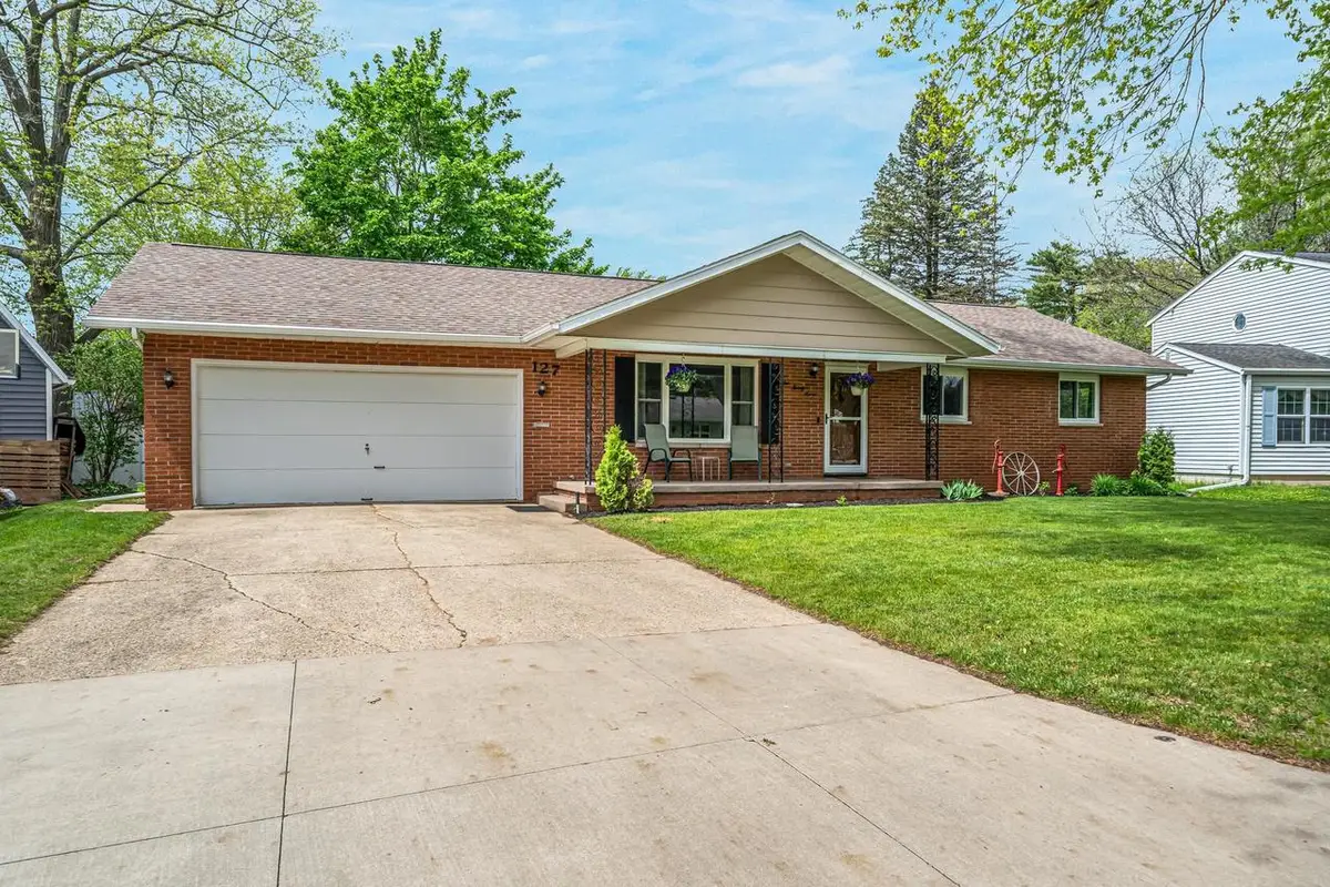 127 N HUMPHREY CIRCLE, Shawano, WI 54166 - #1