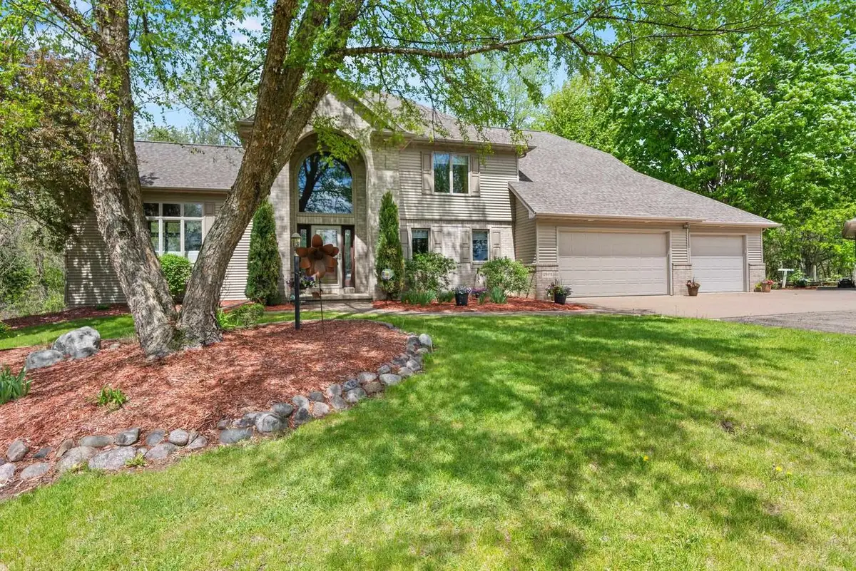 W8678 HILLVIEW ROAD, Hortonville, WI 54944 - #1