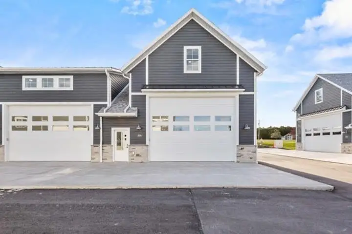 836 S 18TH AVENUE  #7, Sturgeon Bay, WI 54235 - #2