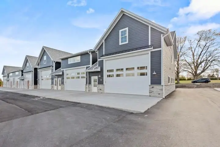 836 S 18TH AVENUE  #7, Sturgeon Bay, WI 54235 - #3