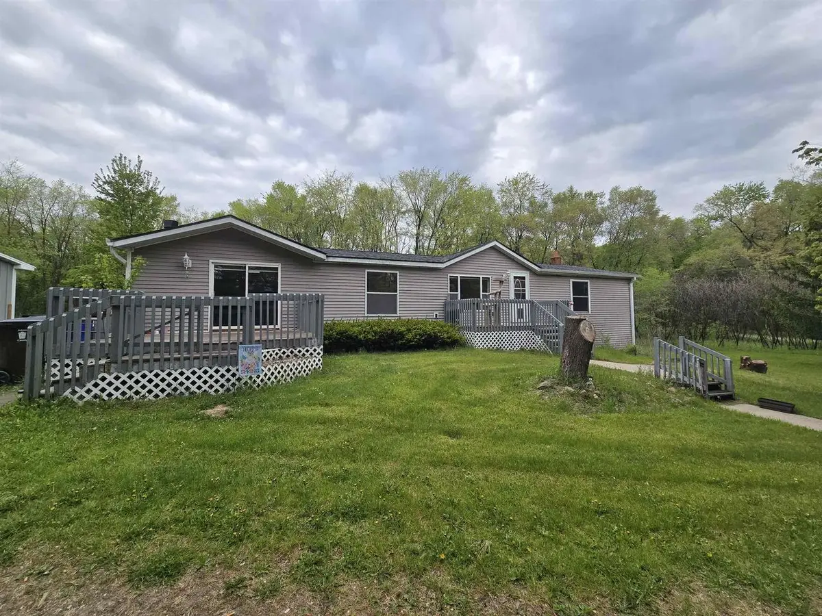 625 N SEMROW ROAD, Coloma, WI 54930 - #1