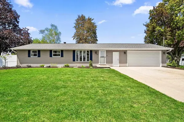 910 PARK STREET, Wrightstown, WI 54180