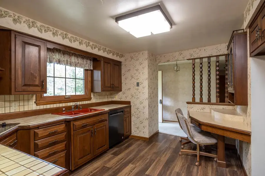 5419 LONG COURT, Appleton, WI 54914 - #2