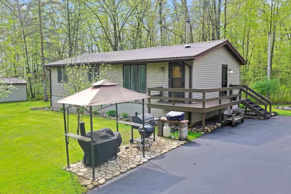 N6828 SPRINGBROOK ROAD, Cecil, WI 54111 - #1