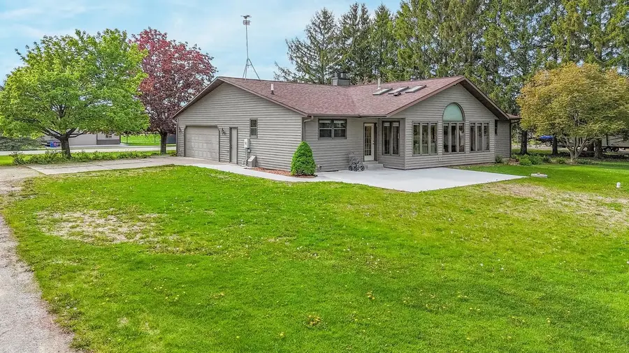 N8060 MAASS ROAD, Seymour, WI 54165 - #3