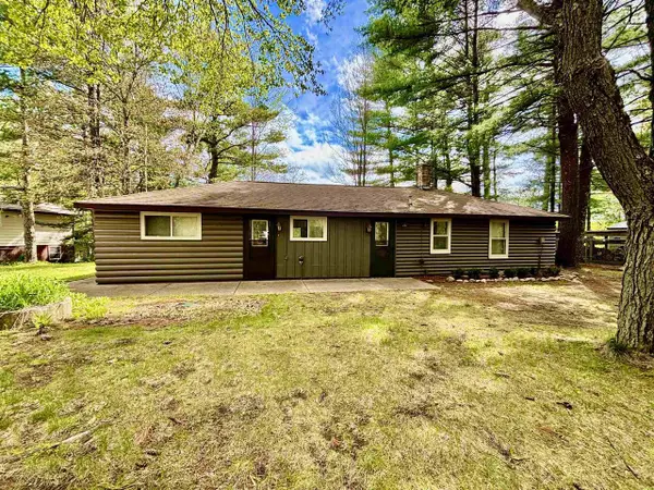 12667 E SHORE DRIVE, Mountain, WI 54149