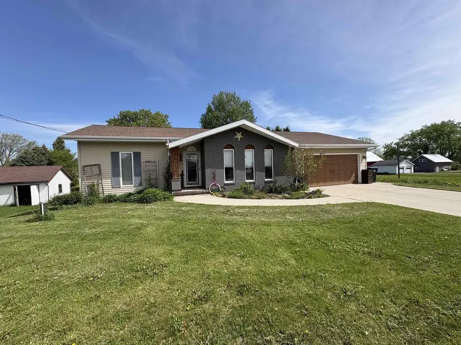 205 E FREEBORN STREET, Cecil, WI 54111 - #2