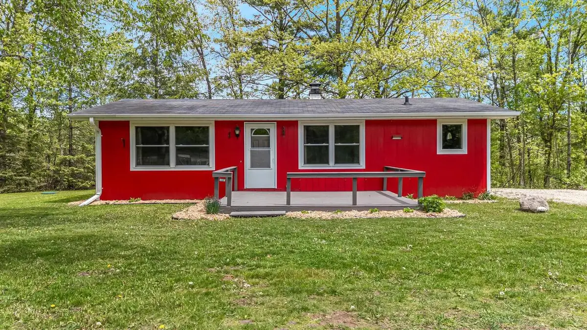 N4656 PINE STREET, New London, WI 54961 - #1