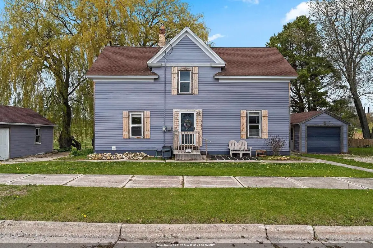 1215 NAVARINO STREET, Algoma, WI 54201 - #1