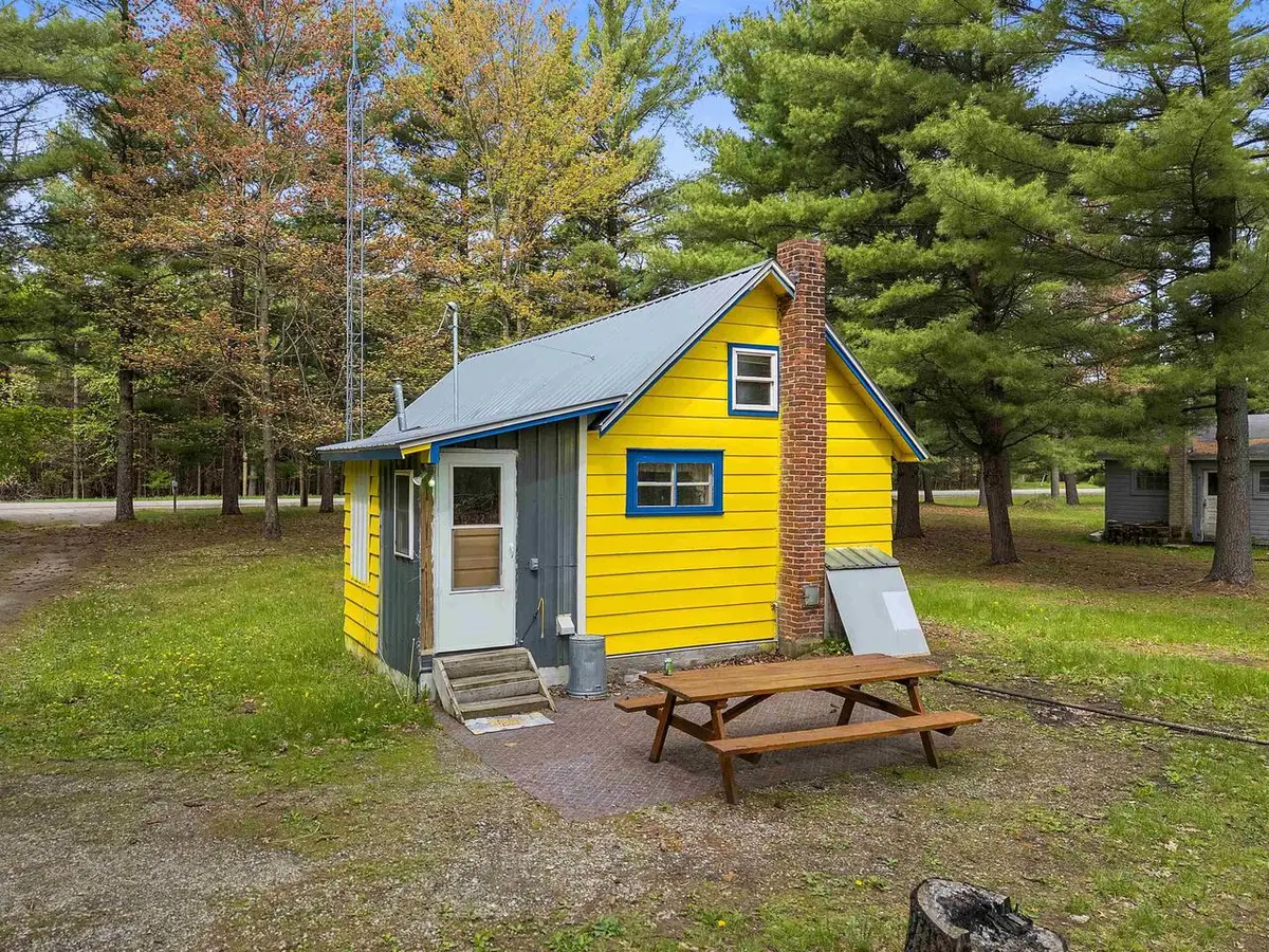 N2972 RIGHT OF WAY ROAD, Peshtigo, WI 54157 - #1