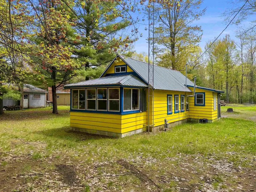 N2972 RIGHT OF WAY ROAD, Peshtigo, WI 54157 - #3