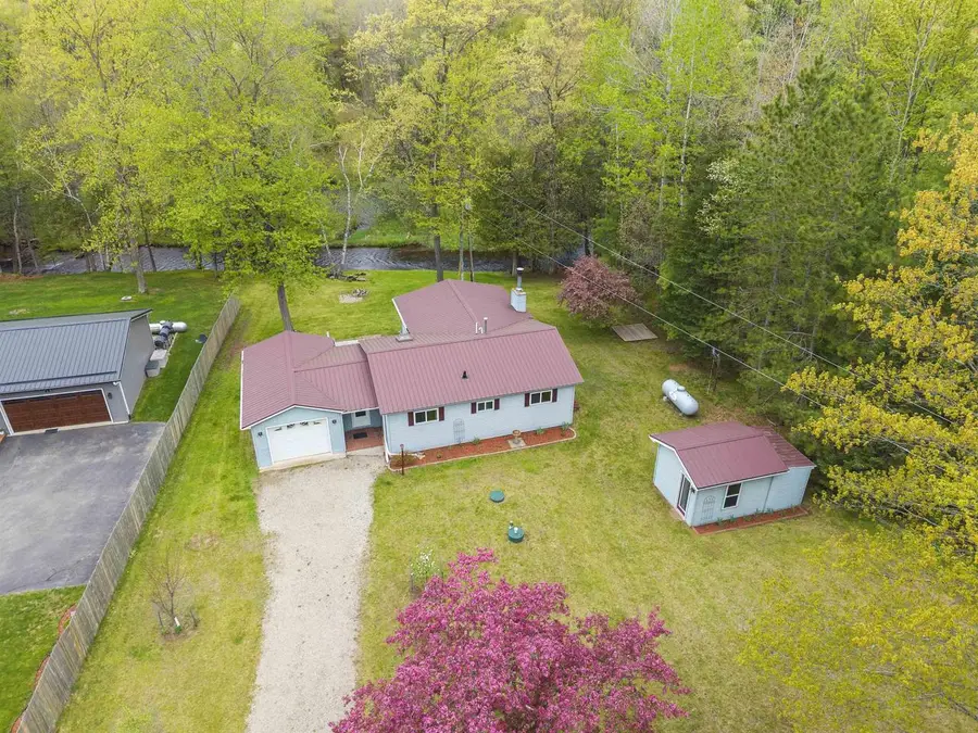 N6983 WOOD DUCK LANE, Crivitz, WI 54114 - #2