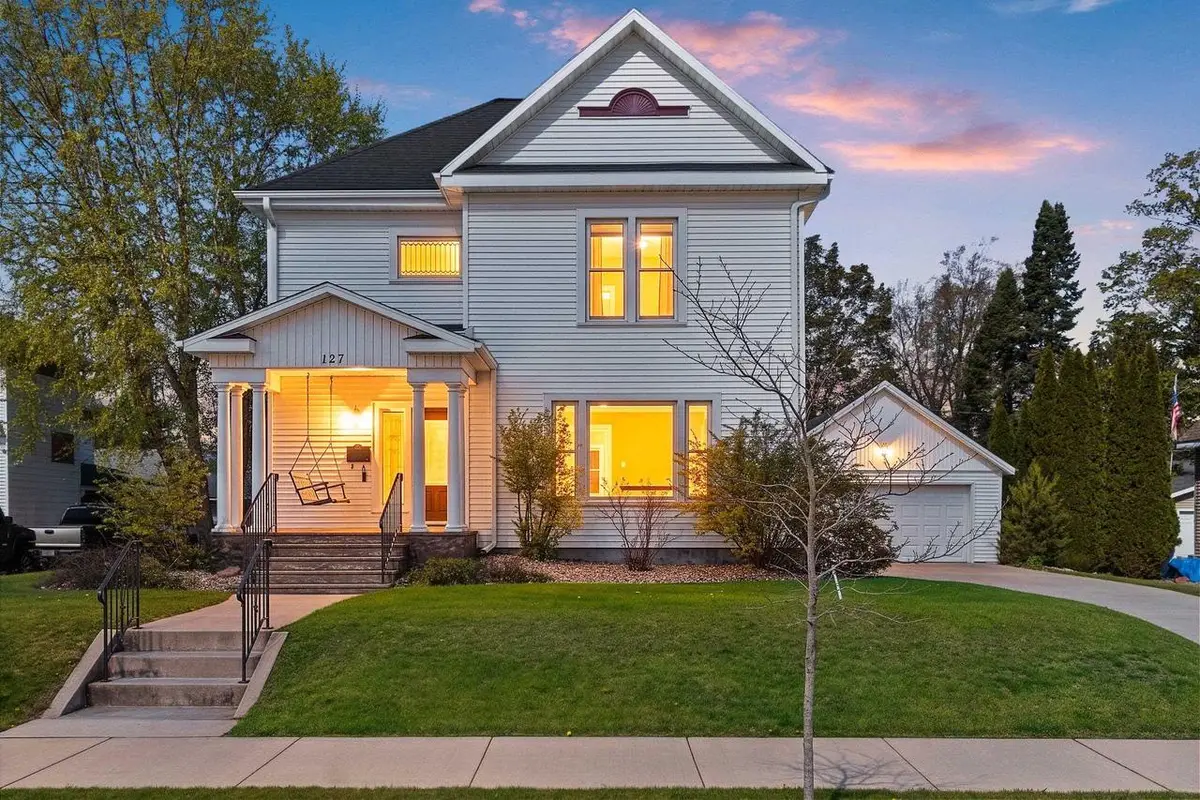 127 S SMALLEY STREET, Shawano, WI 54166 - #1