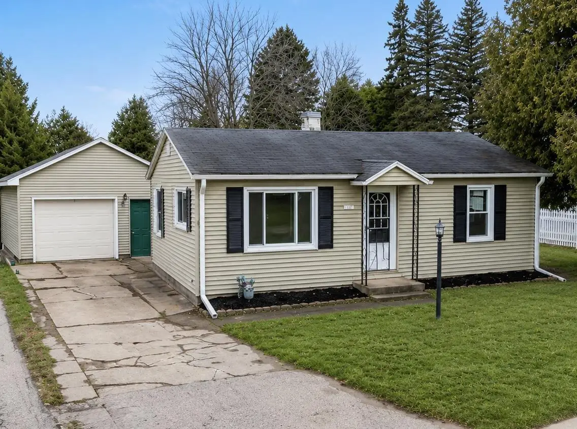 1705 30TH AVENUE, Menominee, MI 49858 - #1