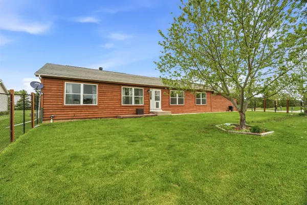 311 N 3RD STREET, Hilbert, WI 54129