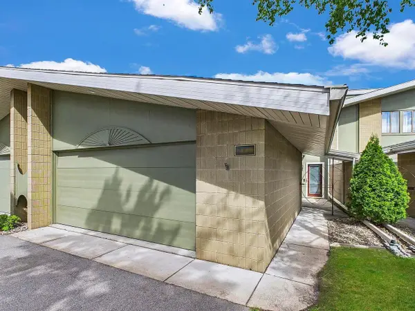1229 NICOLET CIRCLE, Appleton, WI 54914