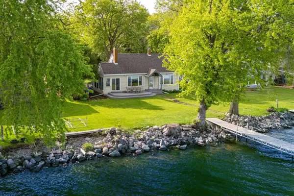 188 ADELLA BEACH ROAD, Neenah, WI 54956