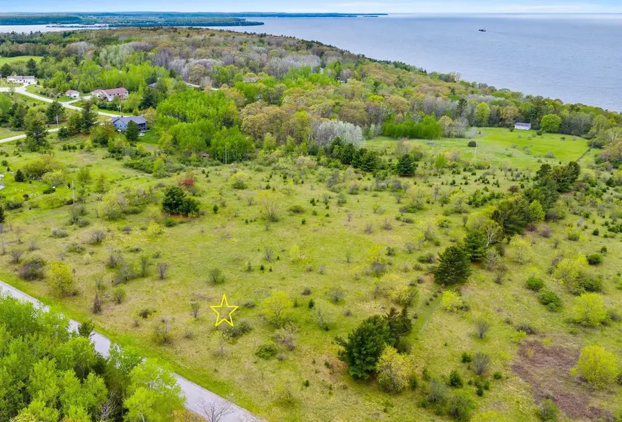 BLUFF COURT, Sturgeon Bay, WI 54235 - #2