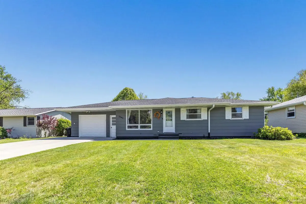 2543 SHADE TREE LANE, Green Bay, WI 54313 - #1