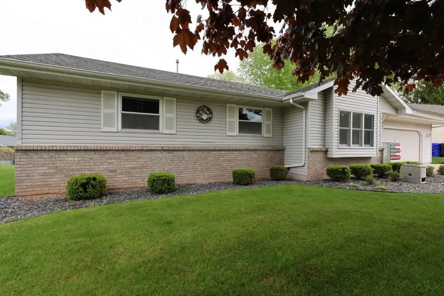 1304 BUCHANAN COURT, Kaukauna, WI 54130 - #2