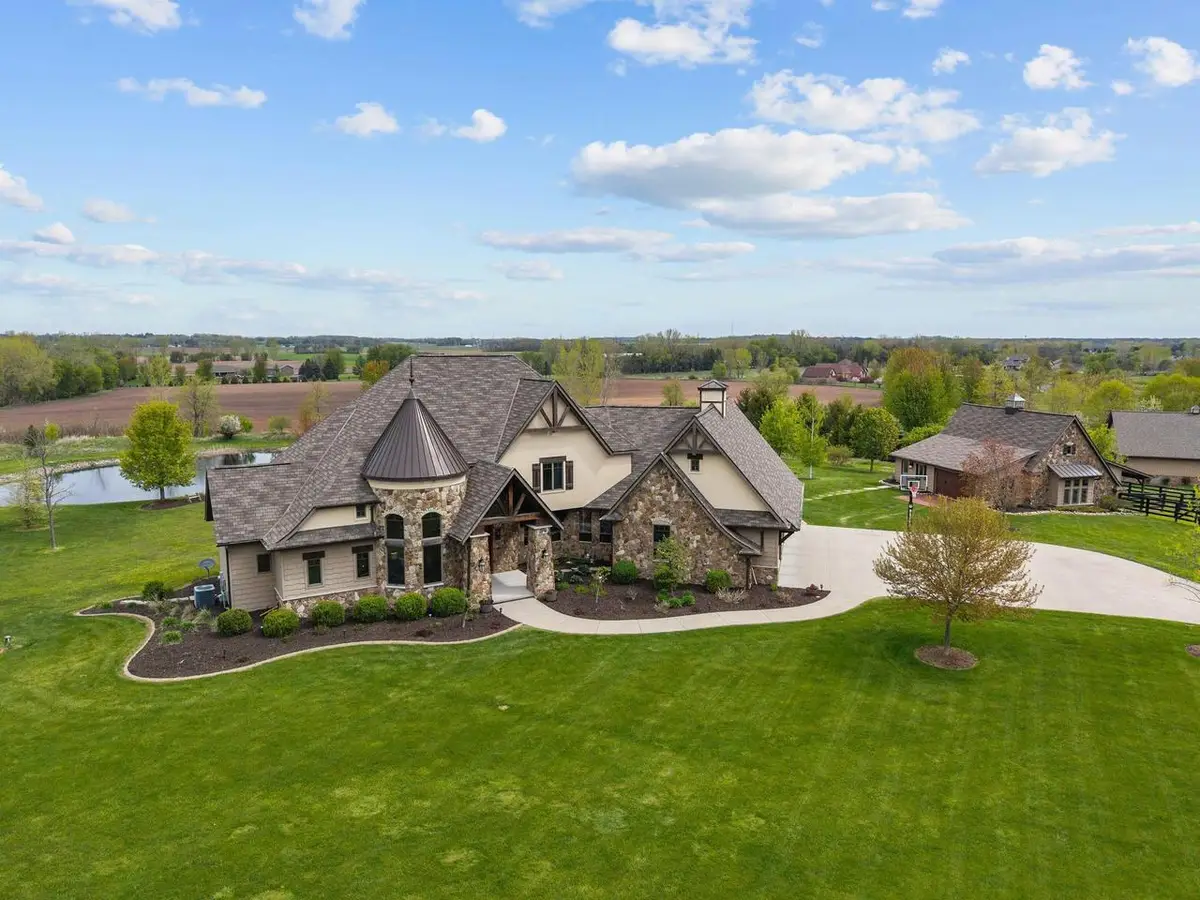 W3642 EQUESTRIAN TRAIL, Freedom, WI 54913 - #1
